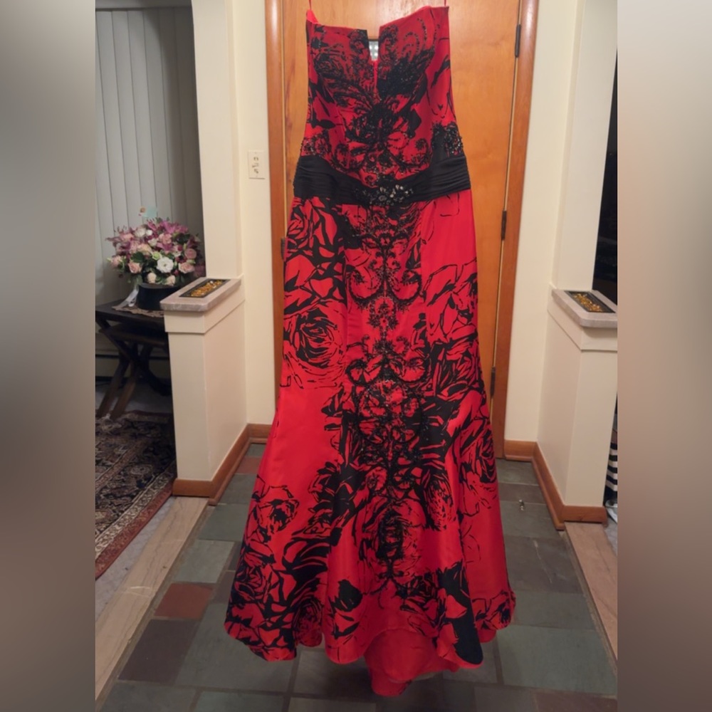 Elegant dress
